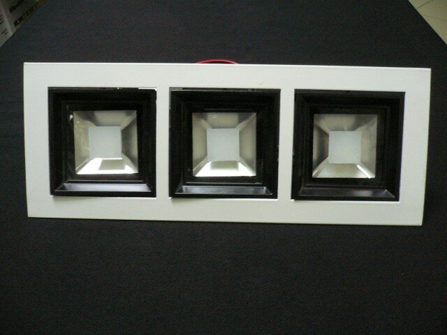 021/15W (WHITE PAINT) LED6000K АКЦИЯ светильник потолочный