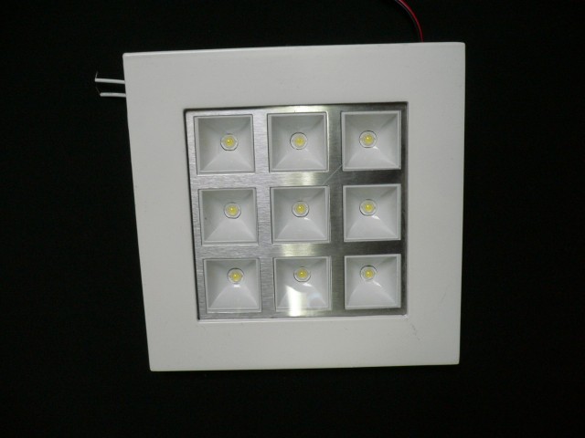 019/9W LED6000K WT+CR (20) светильник