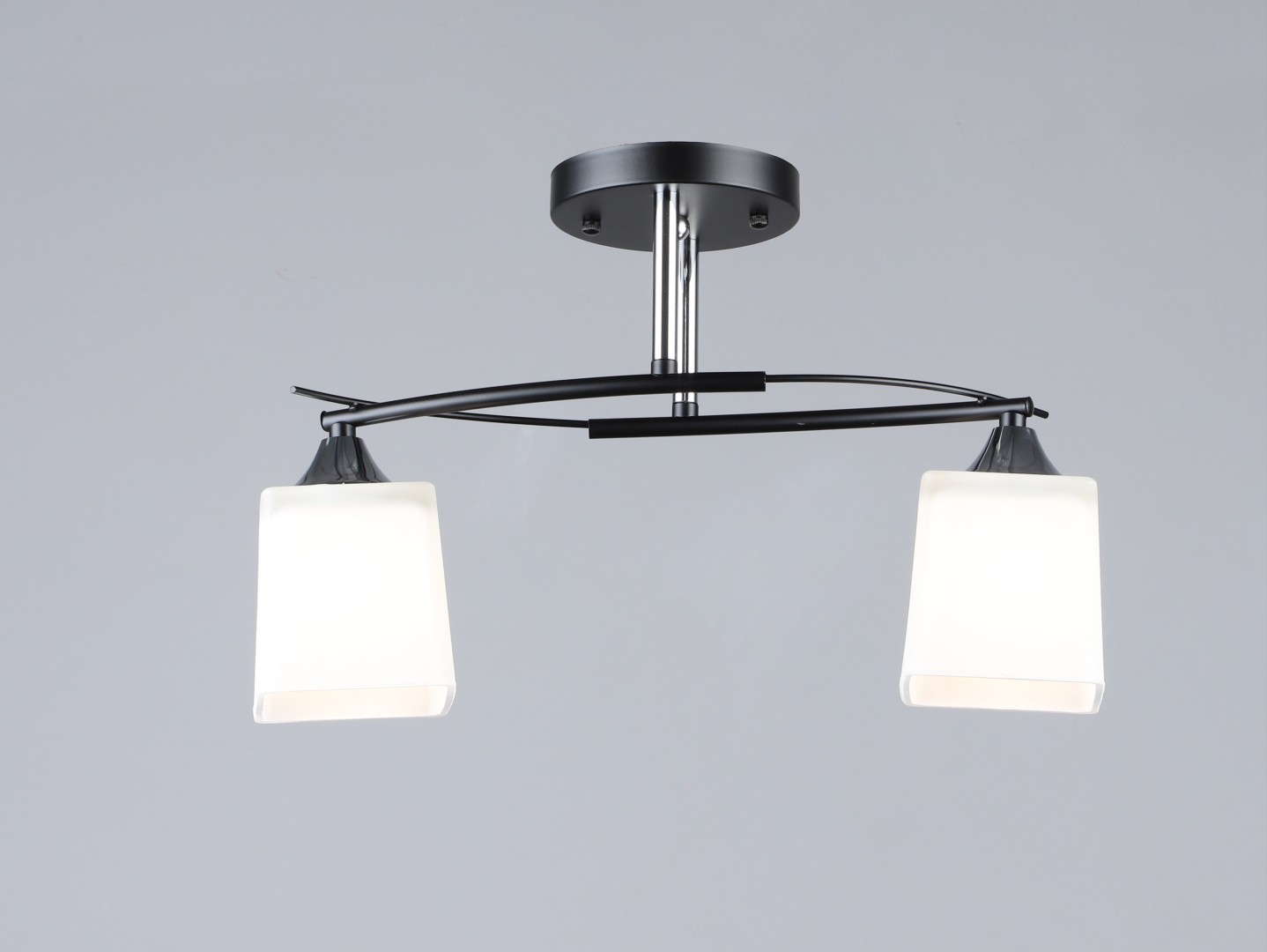 ВР-K2351/2 BK+CH L430*W120*H260мм (10) светильник потолочный