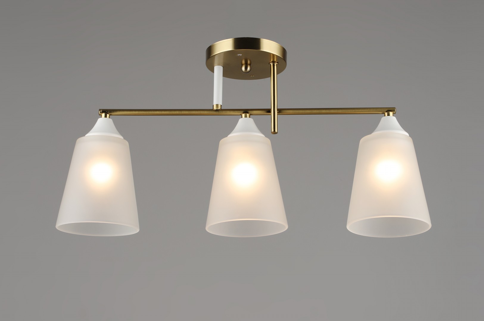 ВР-K2464/3 COP+WT L520*W120*H250мм (6) светильник потолочный